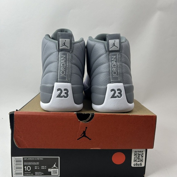 Nike Shoes Air Jordan 12 Retro “Stealth” 2024 - Picture 4 of 5